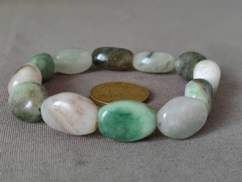 独玉收藏级冰底老料多宝随形手链，集中了独玉主要颜色，老熟油润