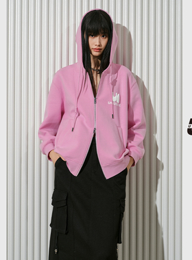 UX 冬季新款 粉色字母绣标连帽外套女