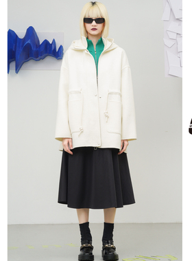 女UX经典秋冬新款高白色双面呢大衣