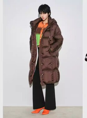 UX 2025冬季新款 咖色长款鹅绒服女 时