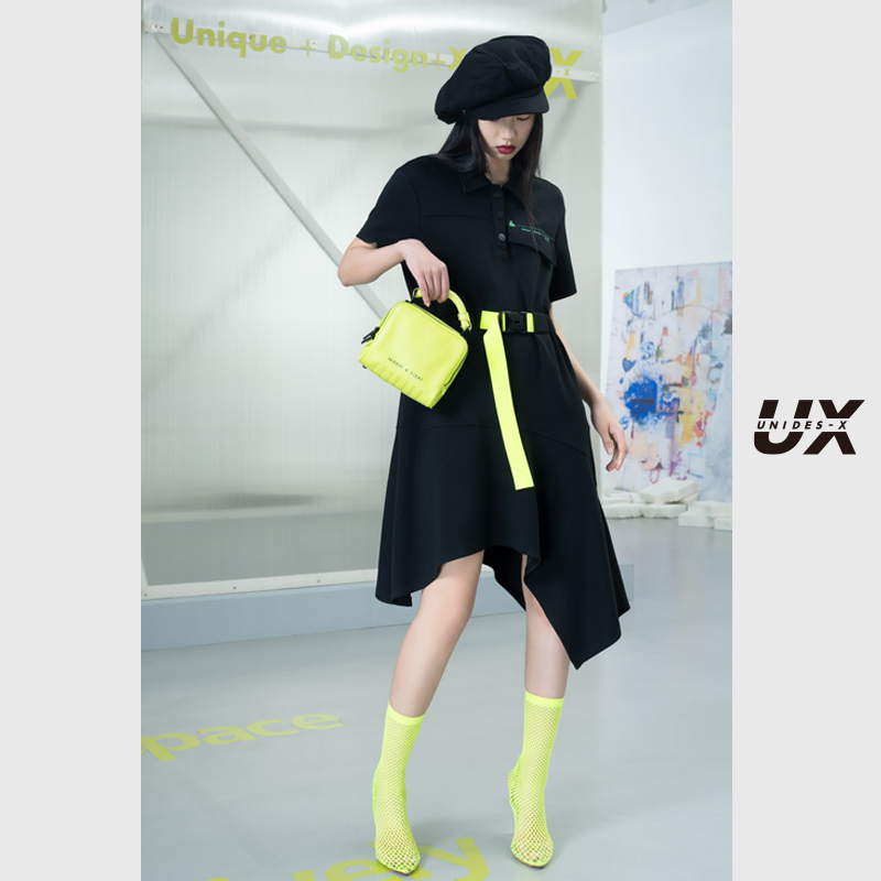 UX2023春夏季款女装黑色不规则连衣裙设计感小众休闲气质时尚ins