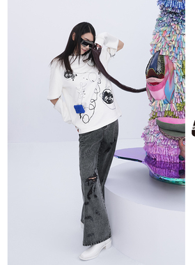 UNIDES-X UX艺术家联名圆领卫衣