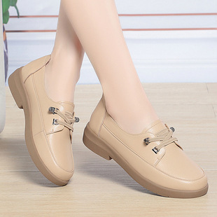 真皮软底妈妈鞋春秋款中老年一脚蹬单鞋舒适不累脚平底防滑皮鞋女