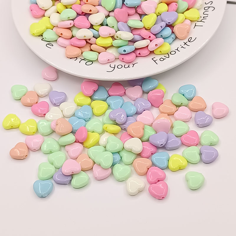 亚克力桃心珠子直孔实色爱心散珠