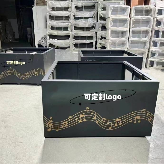 户外铁艺花箱景区花盆街道物业护栏花架小区家用不锈钢种植箱厂家
