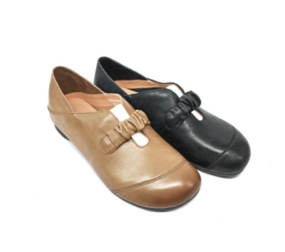 意尔康女鞋2026新款时尚百搭浅口单鞋女平底休闲女鞋6264ZD47602Y