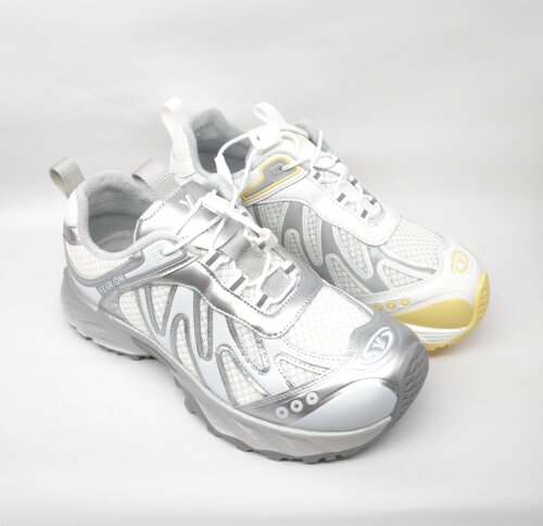 意尔康2025冬季新款女棉鞋系带休闲鞋平底舒适保暖鞋5782ZD483302