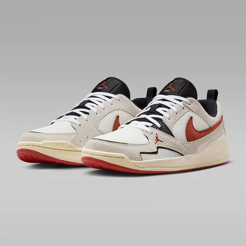NIKE耐克男子JORDAN CMFT ERA运动休闲鞋HJ6777-101