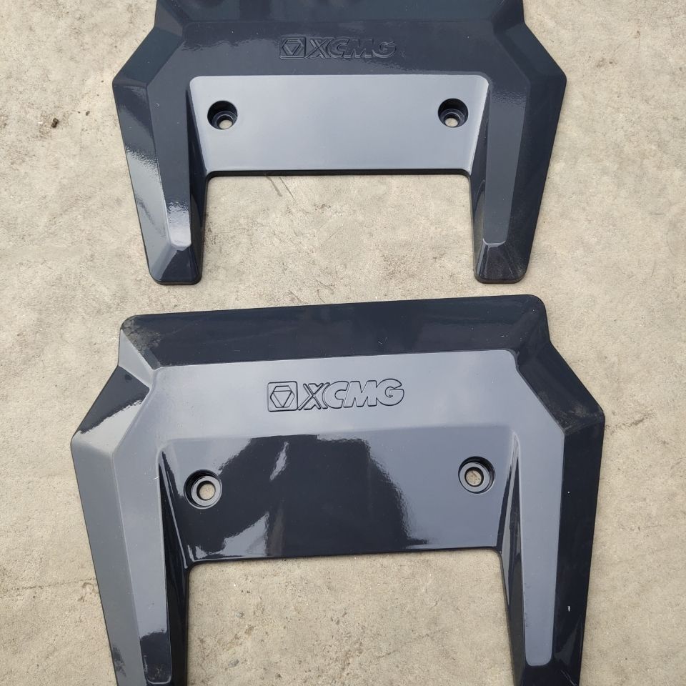 徐工吊车现款XCT后尾灯装饰板侧板XCT25 XCT35 XCT50 XCT75