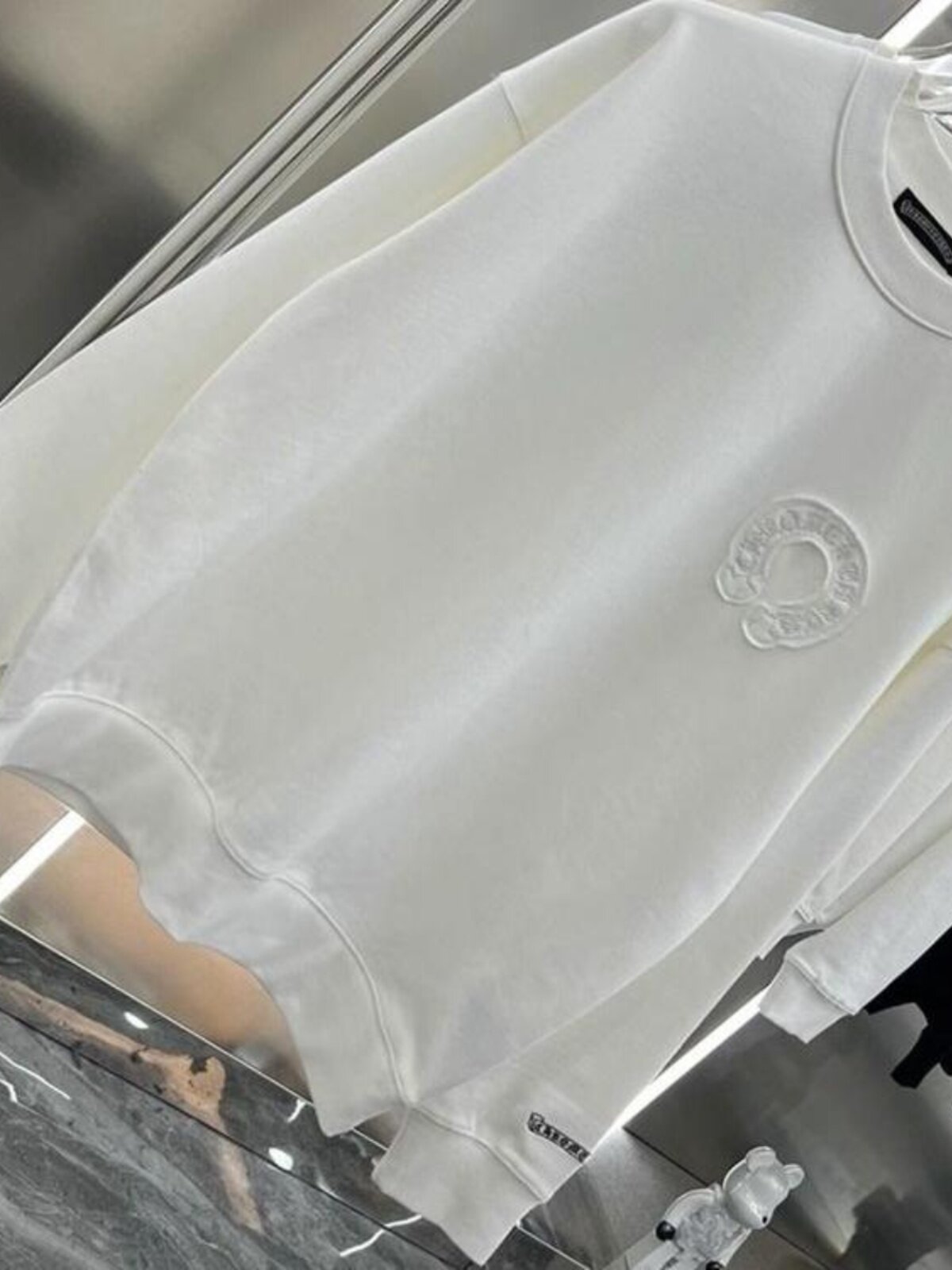 남성과 여성을위한 미국의 유행 대형 하이 스트리트 크로스 패치 수 놓은 라운드 넥 스웨트 루즈 커플 트렌디 탑