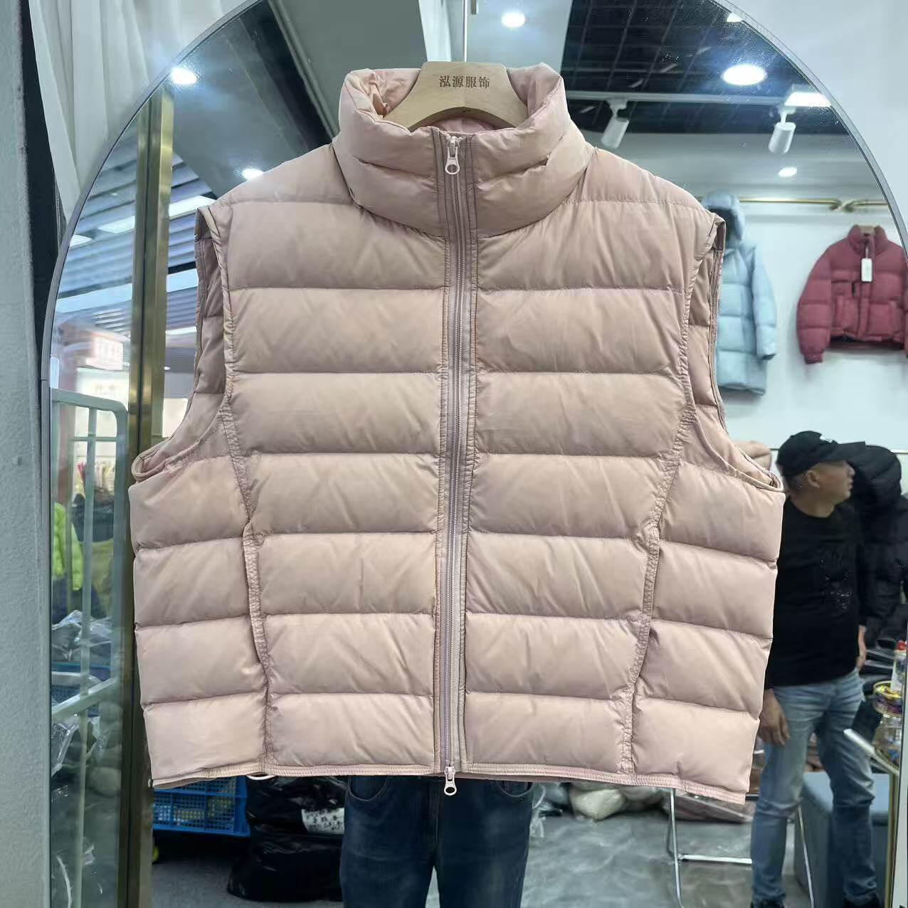 排骨羽绒服马甲女2025新款立领韩版休闲短款小个子白鸭绒背心外套