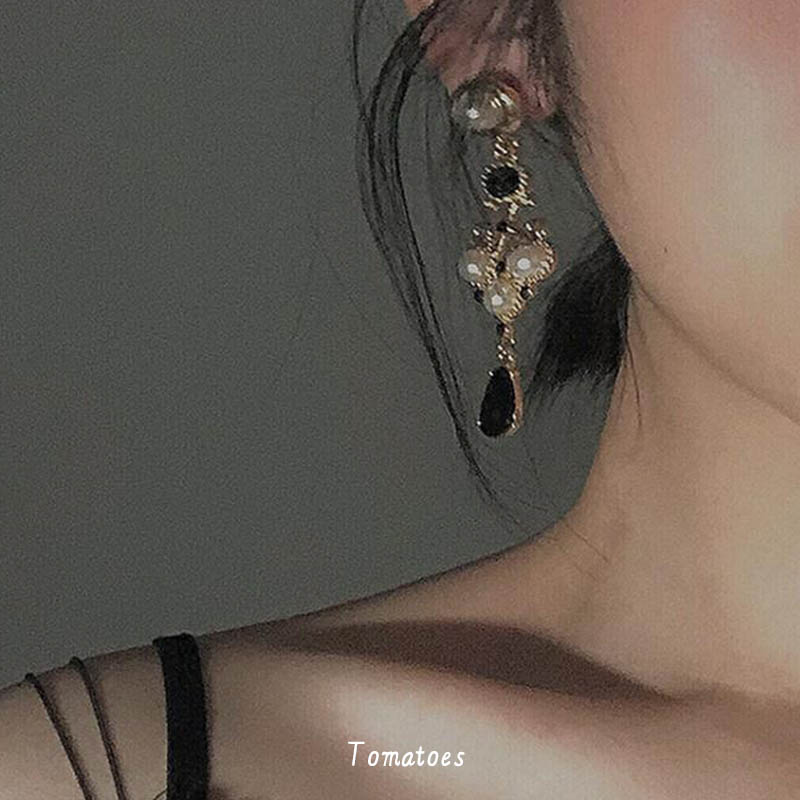 全店买三送一复古摩登长款耳环女