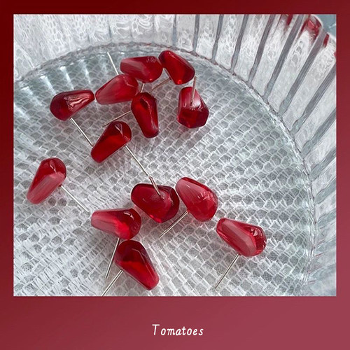 全店买三赠一可爱石榴籽水果耳钉
