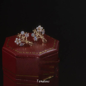 「全店买三赠一」高级感轻奢复古小捧花珍珠耳钉小众耳饰时尚 耳夹