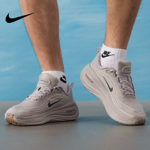 Nike耐克男士NIKE VOMERO PLUS跑步鞋运动鞋户外老爹鞋HV8150-005