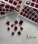 Namie严选高品K9钻定制安可拉红圣诞红新年红美甲尖底钻指甲装 饰