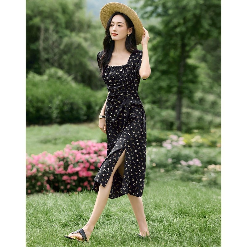 香港小清晰法式茶歇碎花连衣裙夏季新款收腰夏季新款连衣裙女