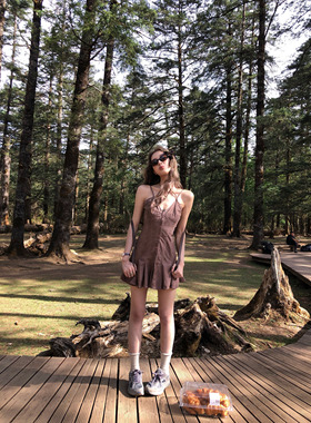 soolrok 松未韵一 复古扎染吊带裙女小众别致v领连衣裙显瘦短裙