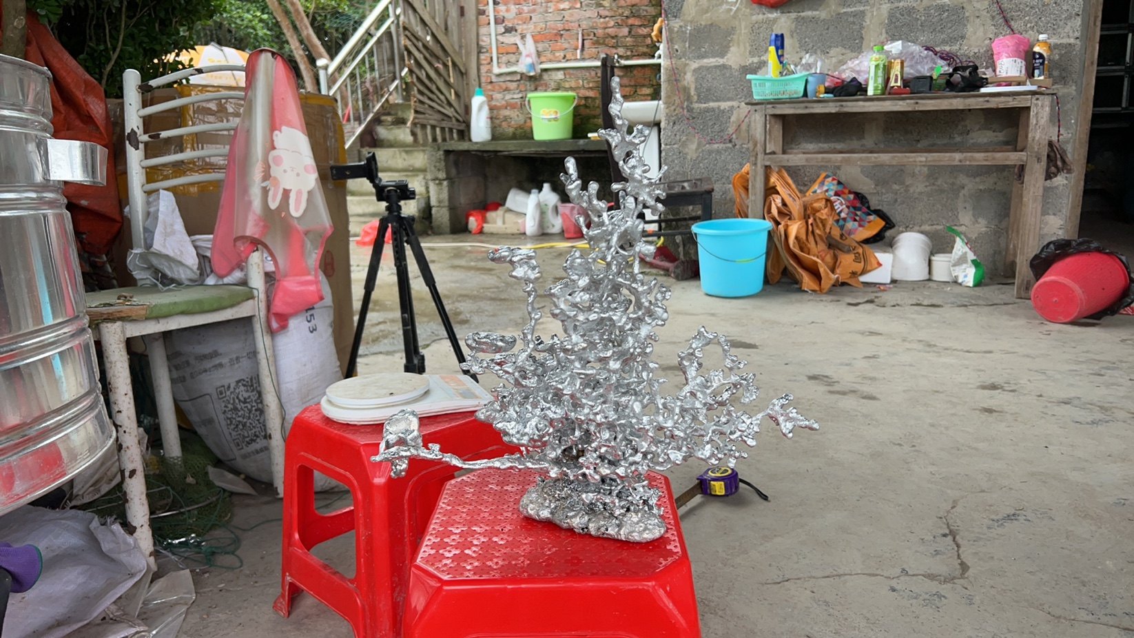 铝水工艺品摆件红火蚁窝铝水浇筑铝水蚂蚁穴铝水艺术品乡村军仔