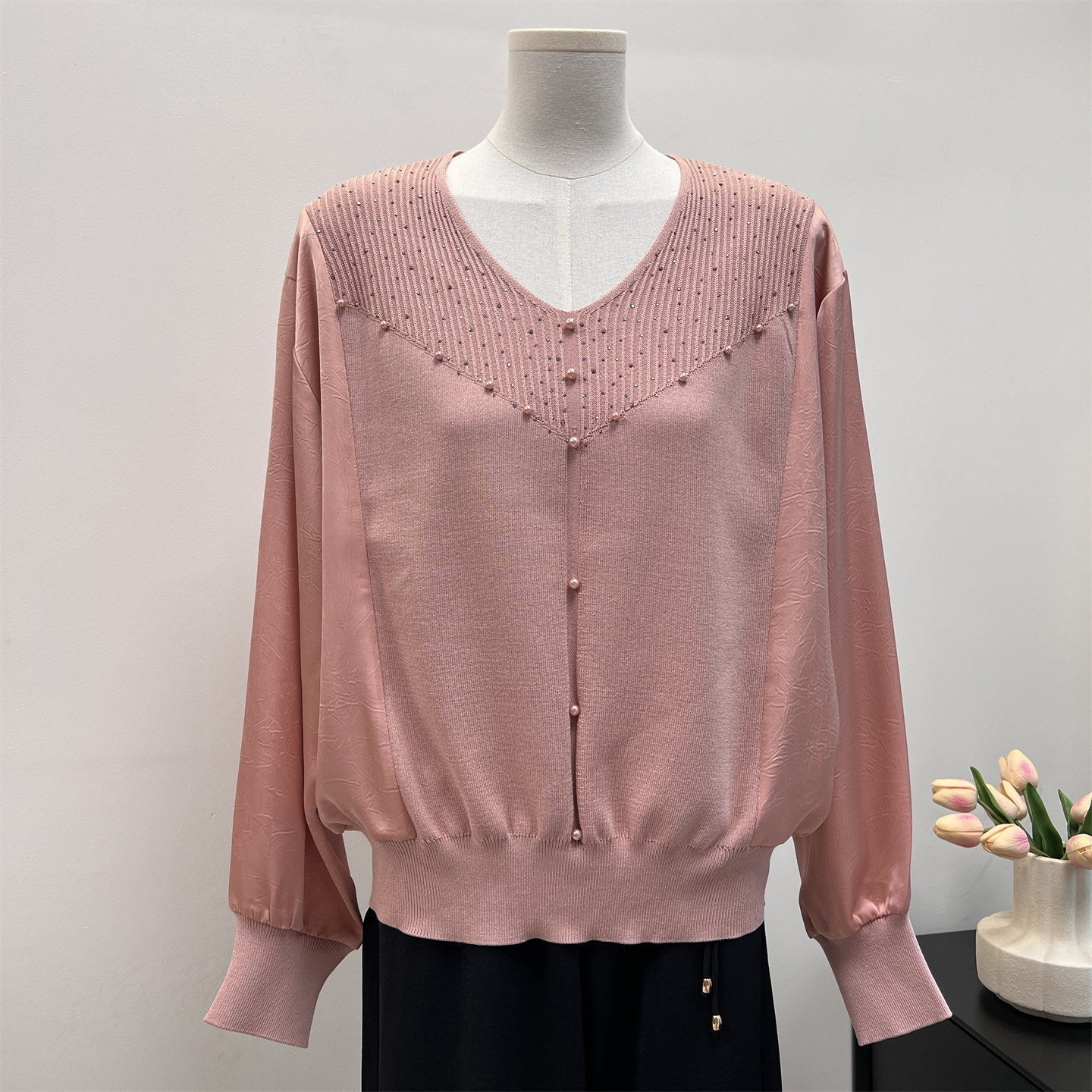 中年妈妈春装洋气针织薄款上衣中老年人女装2026新款长袖t恤宽松