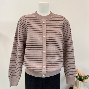 时尚妈妈冬装一体绒套头毛衣加厚毛线衣服中老年女加绒内搭打底衫