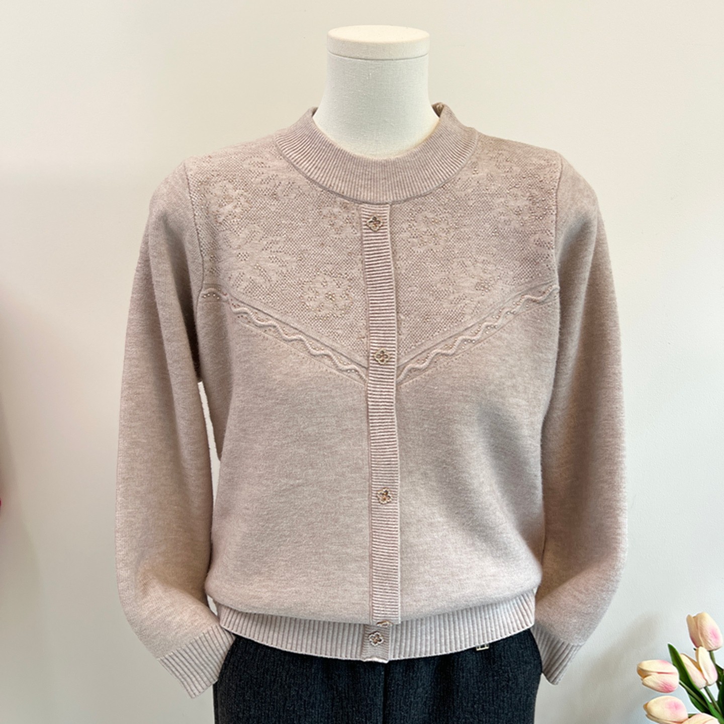 妈妈秋冬装一体绒毛衣2025新款保暖上衣服中老年女装加绒厚打底衫