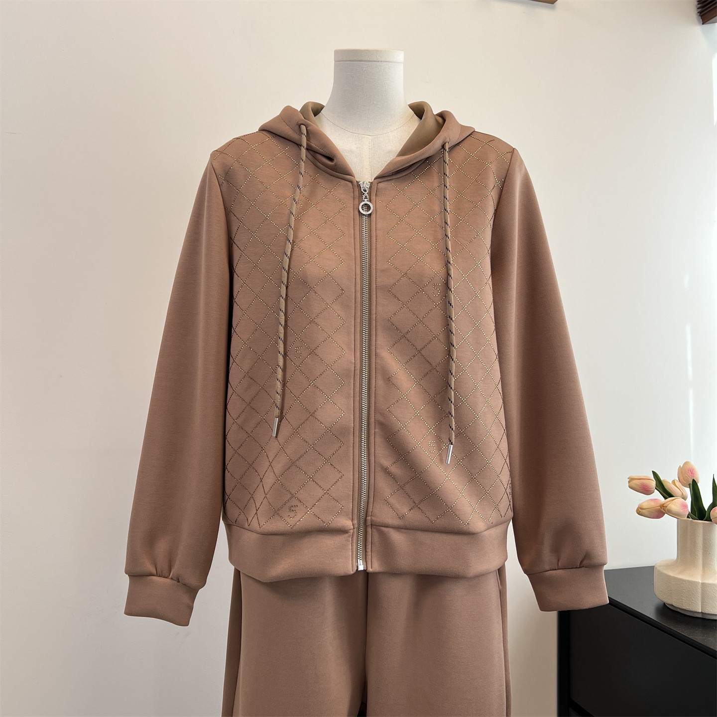 时尚妈妈春装运动套装2026新款连帽外套中老年女装春秋休闲两件套