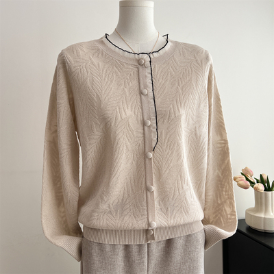 时尚妈妈春装洋气长袖薄款打底衫