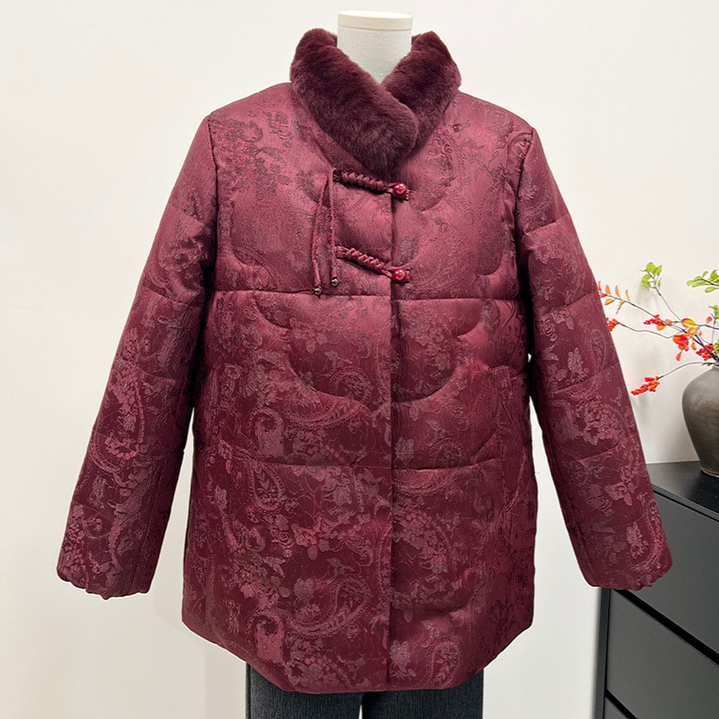 老太太奶奶唐装羽绒服毛领外套