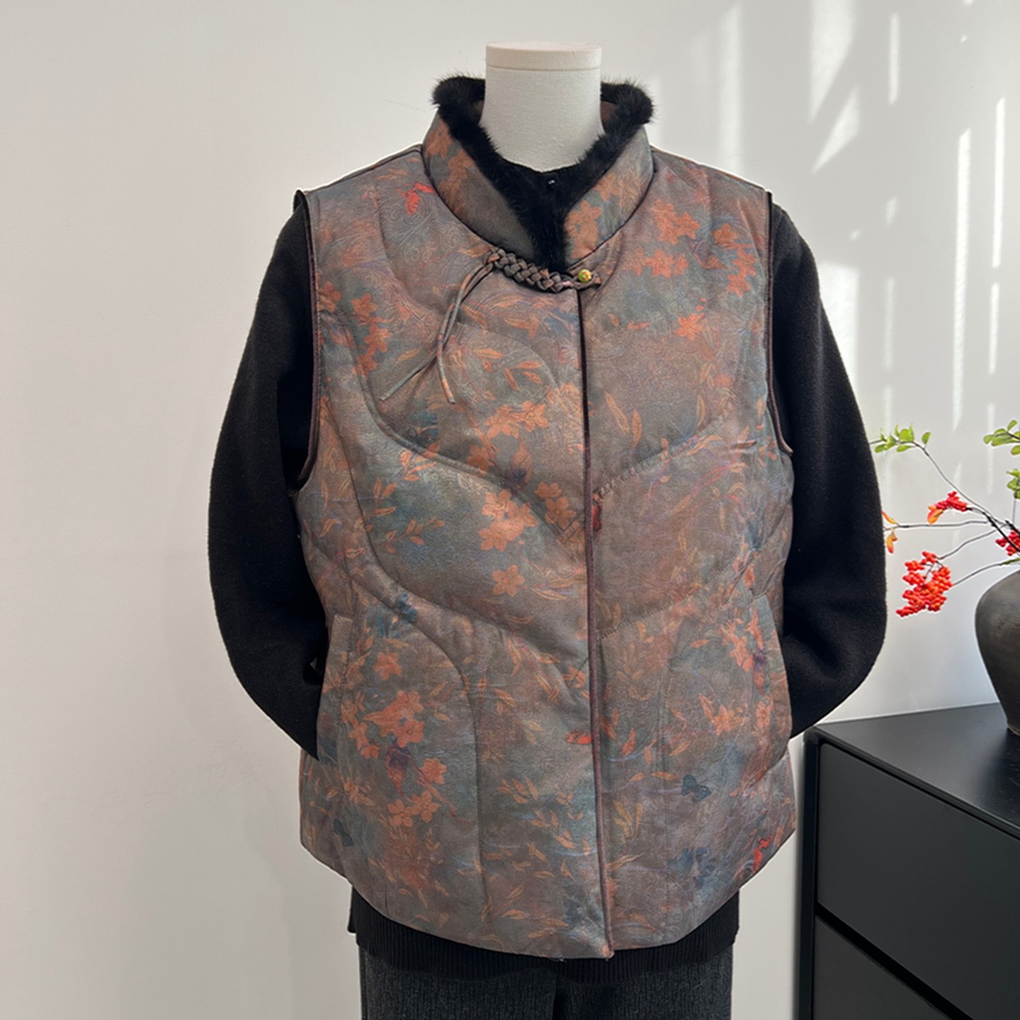 新中式奶奶冬装羽绒服马甲外套