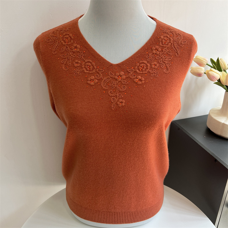 100%纯羊毛衫女秋冬中老年女装奶奶款V领毛衣宽松打底洋气妈妈装 - 郭贵人嘉兴毛衫  零批出品