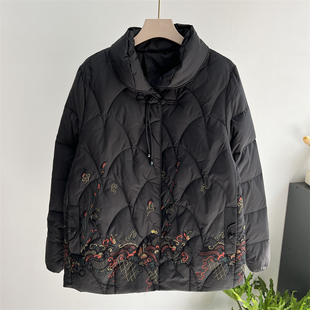 妈妈羽绒服女冬季2024新款90绒加厚保暖复古老人奶奶上衣短款外套
