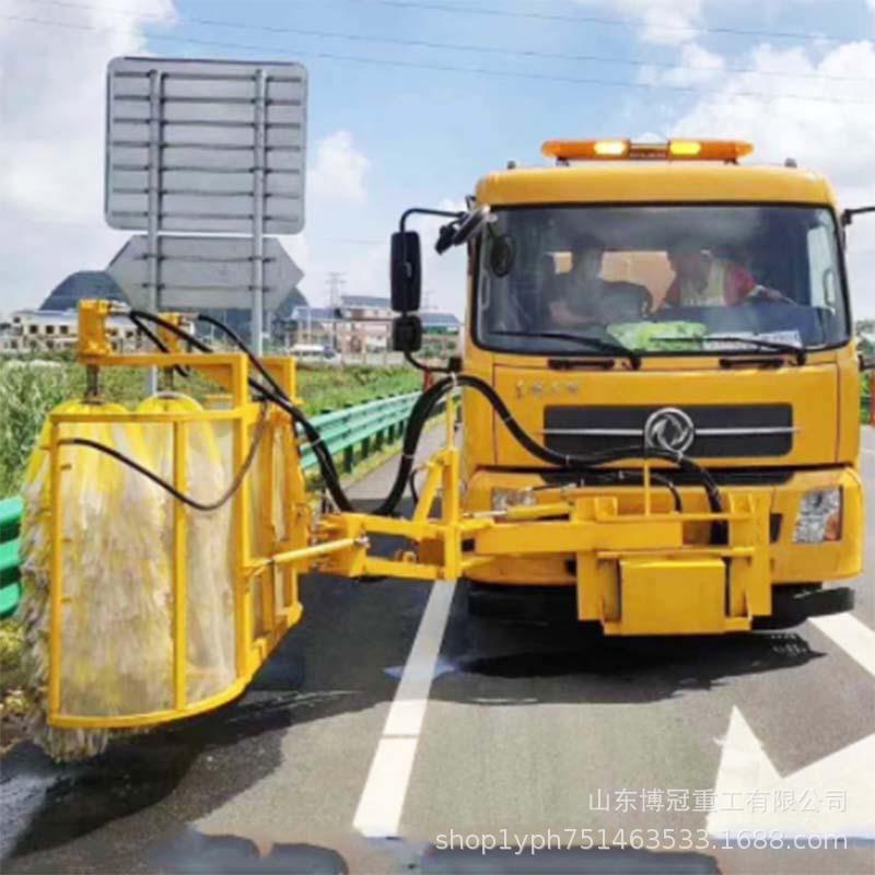 市政道路护栏不伤漆面波形清洗机全自动车载式高速波形护栏清洗车