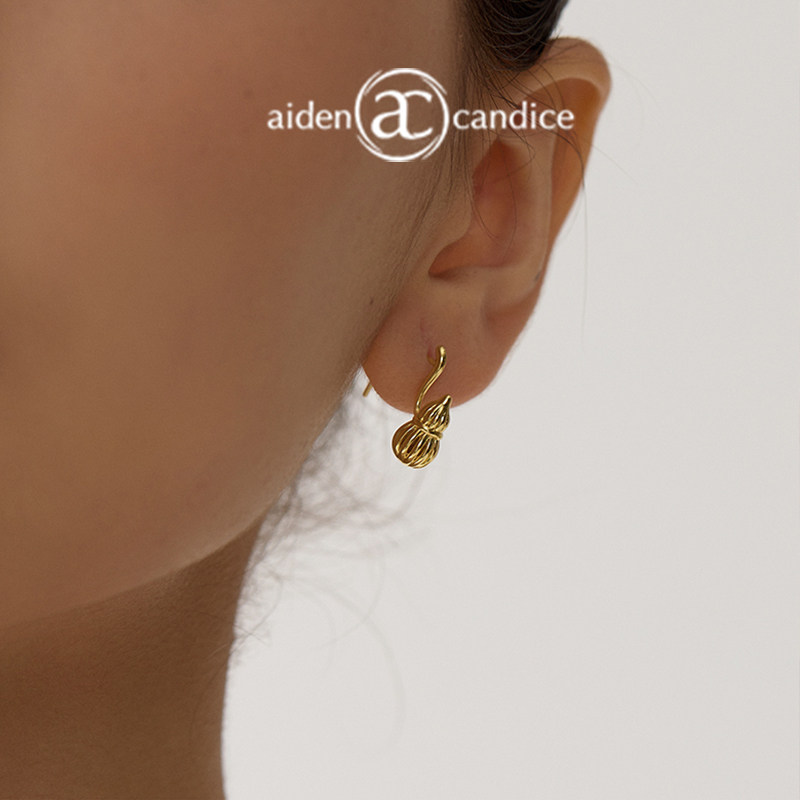 耳钉aidencandice送女朋友妈妈