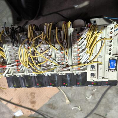TSXPSY2600 TSXP57103 TSXDEY16D2 TSXDSY08R5A TSXDSY议价维修