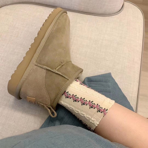 周冬雨同款皮毛一体女雪地靴桑坡