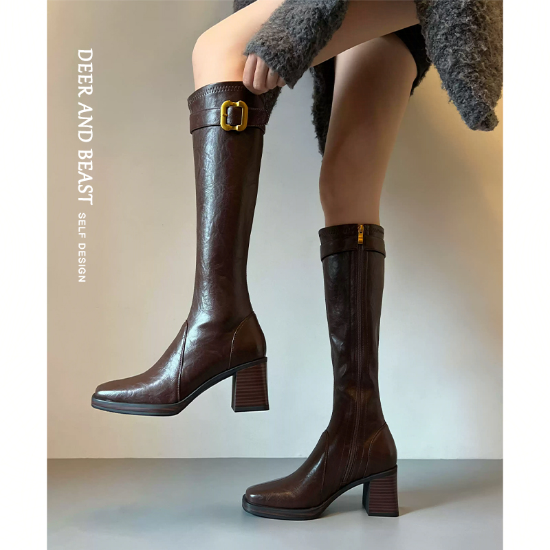 绝美辣妹风高跟长筒靴女皮带扣