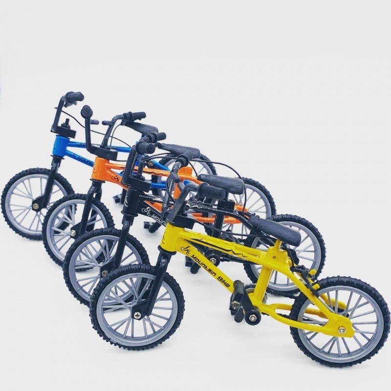 活力板红色跨境模型创意食玩蓝色玩具拍摄山地车游戏场地节礼物