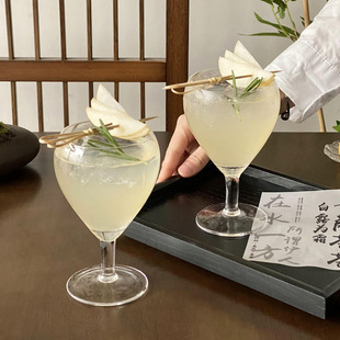 创意玻璃鸡尾酒杯果汁杯子马天尼杯网红高脚杯咖啡饮品杯子香槟杯