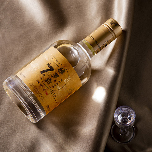 通天雅罗白葡萄蒸馏酒木礼箱4支包装加强型葡萄酒42°送礼