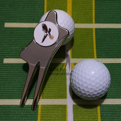 老鹰高尔夫果岭叉人体工程学设计