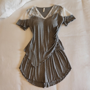 纯欲风凉感莫代尔棉家居服 带胸垫睡衣女款 夏季 短袖 V领三件套薄款