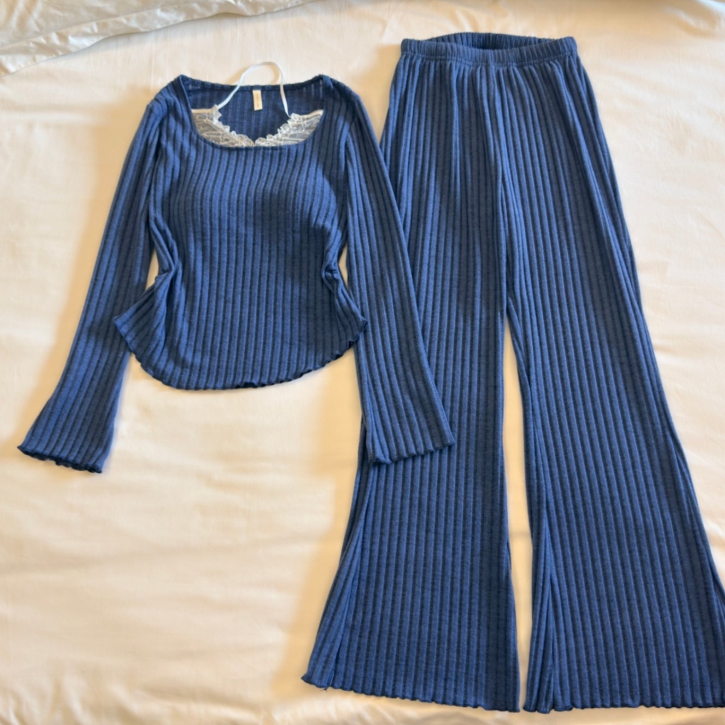 软糯磨毛睡衣女春秋冬季保暖长袖蕾丝花边性感网红风带胸垫家居服,女士内衣/男士内衣/家居服,睡衣/家居服套装,淘宝优惠券,粉丝福利购,淘宝优惠卷