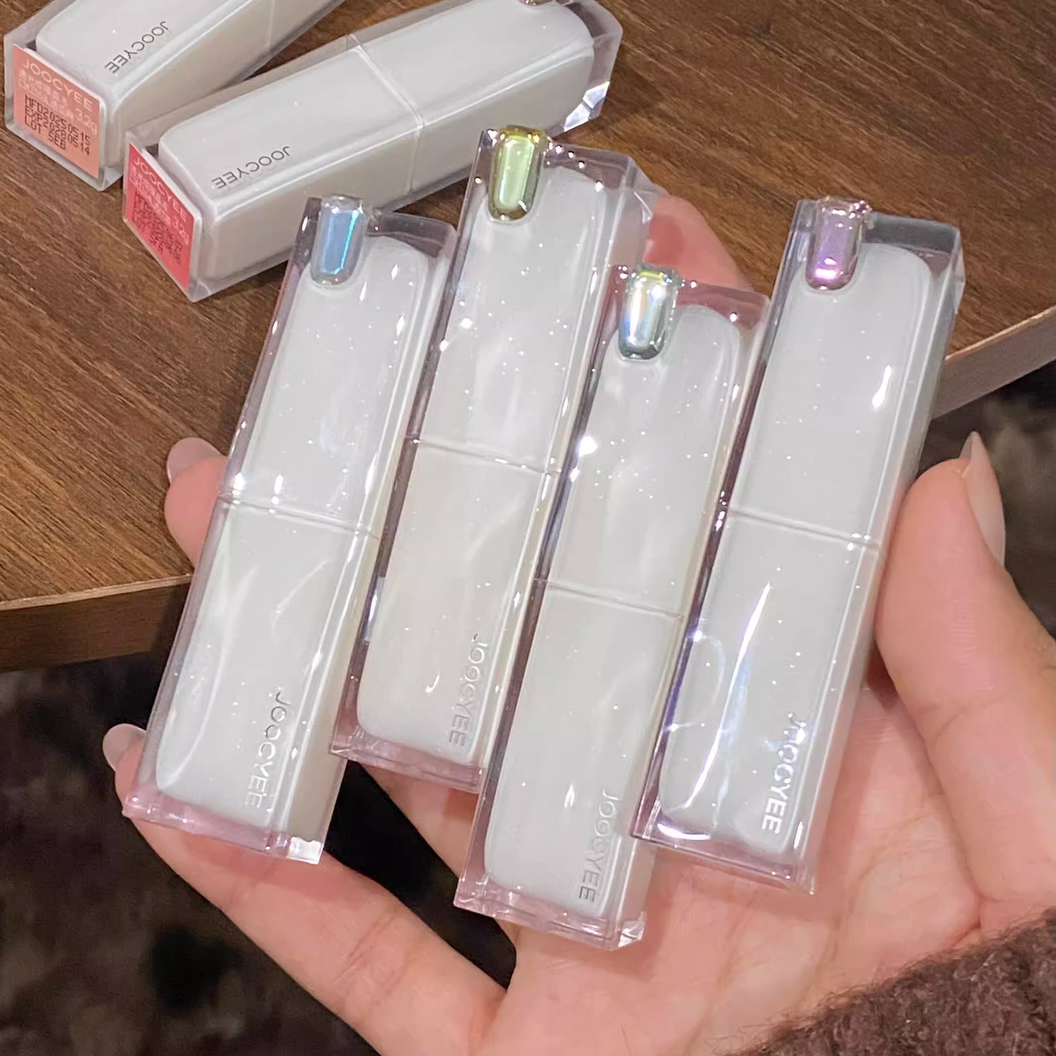 酵色透光晶冻口红成膜唇釉554l透杏果裸色镜面固体唇釉556Joocyee