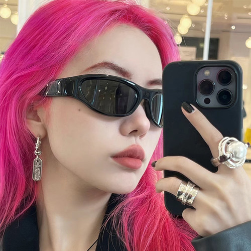 【限时清仓】Nomina时髦jennie同款弧形墨镜骑行徒步爬山太阳眼镜