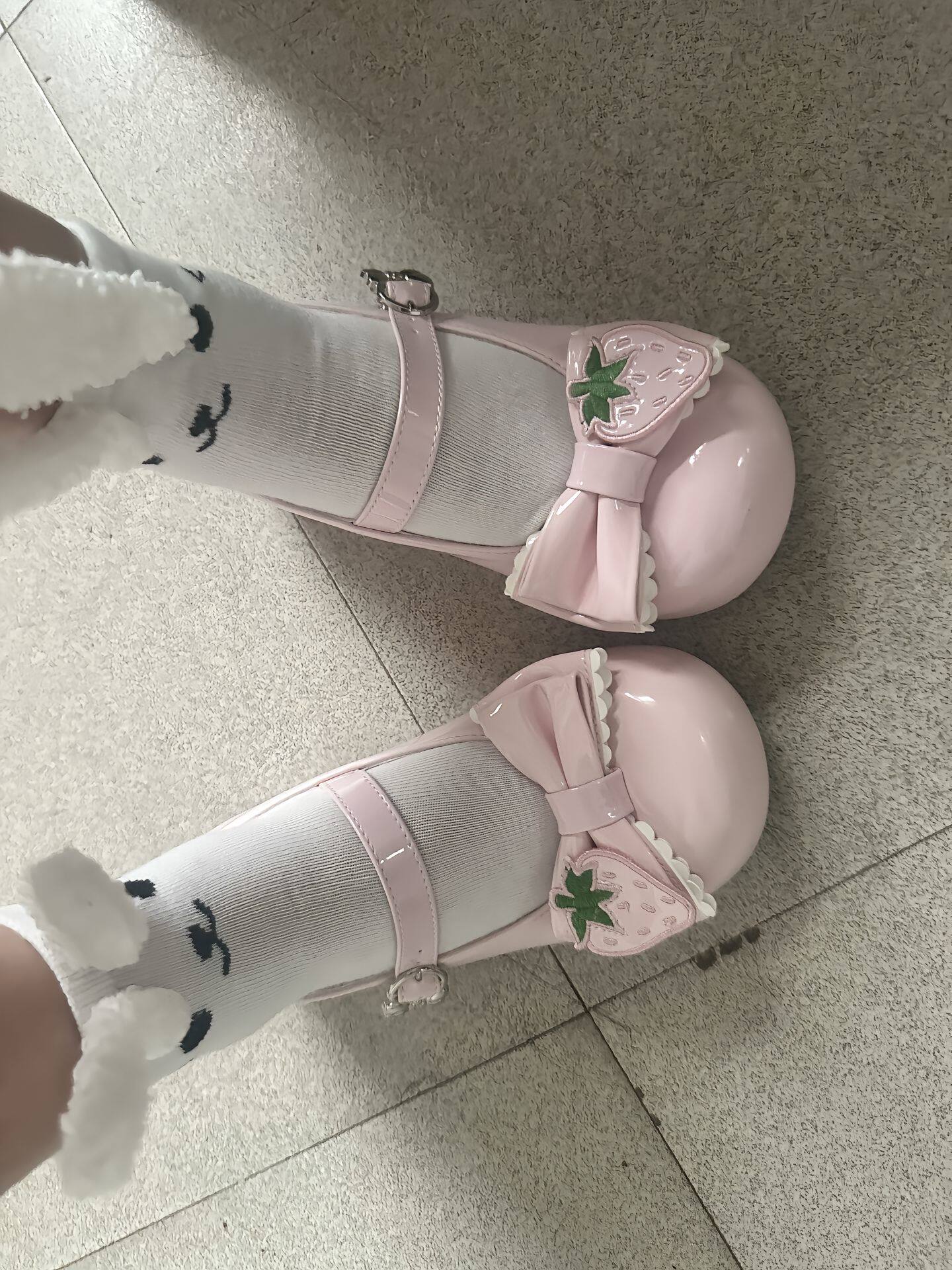 设计小草莓lo鞋可爱圆头lolita小皮鞋平底洛丽塔jk女鞋