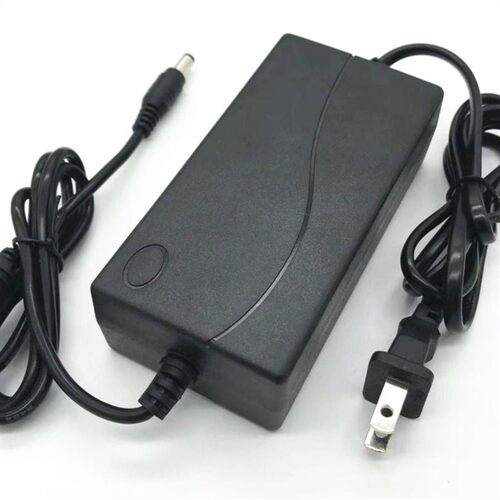 蓝天烧烤炉石新1230 12V3A4A5A6A7A8A烧烤炉电源适配器充电器插头
