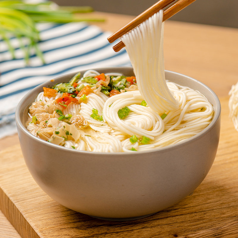 办公室上班族懒人午餐早餐速食品面条加热即食开水冲泡即可