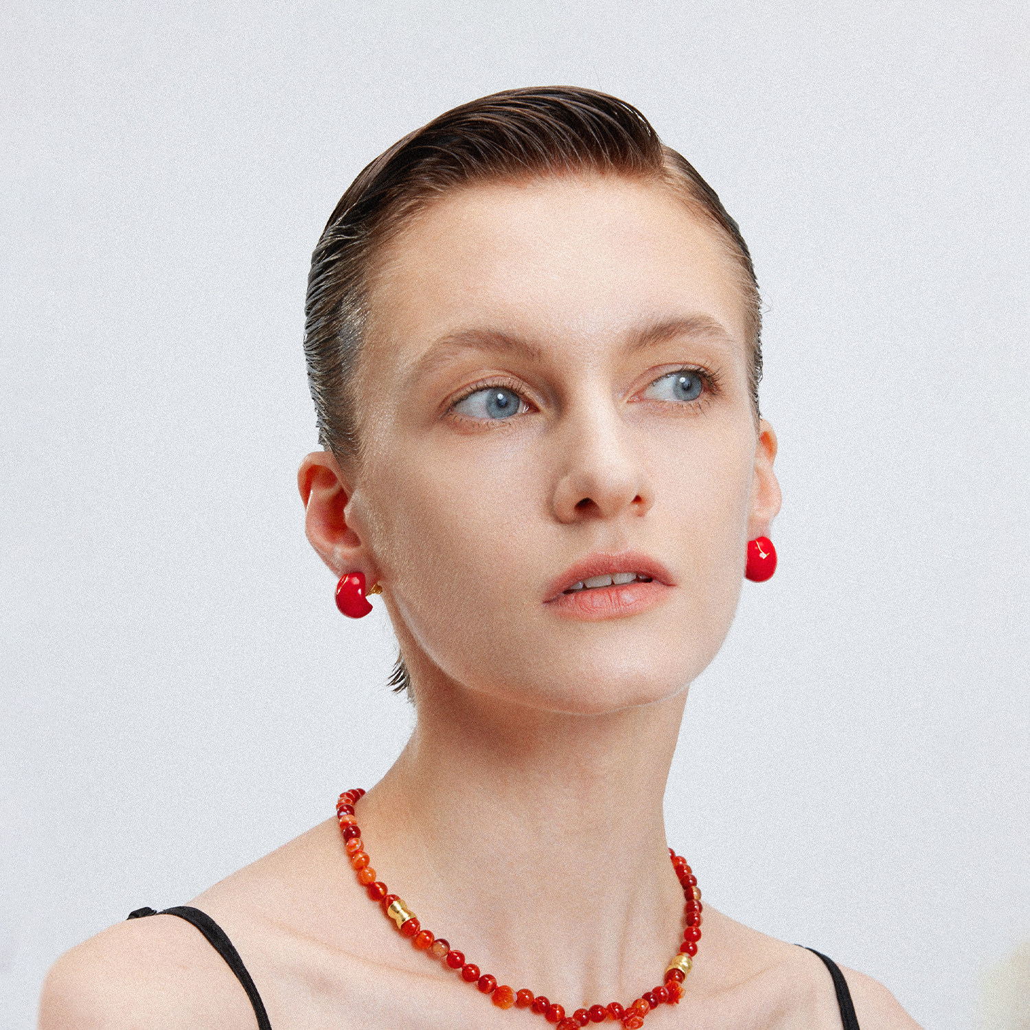 达弥樱桃系列不对称耳钉