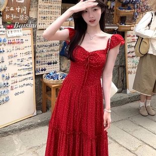 复古红色波点甜美气质连衣裙女夏季 法式 收腰显瘦度假风设计感长裙